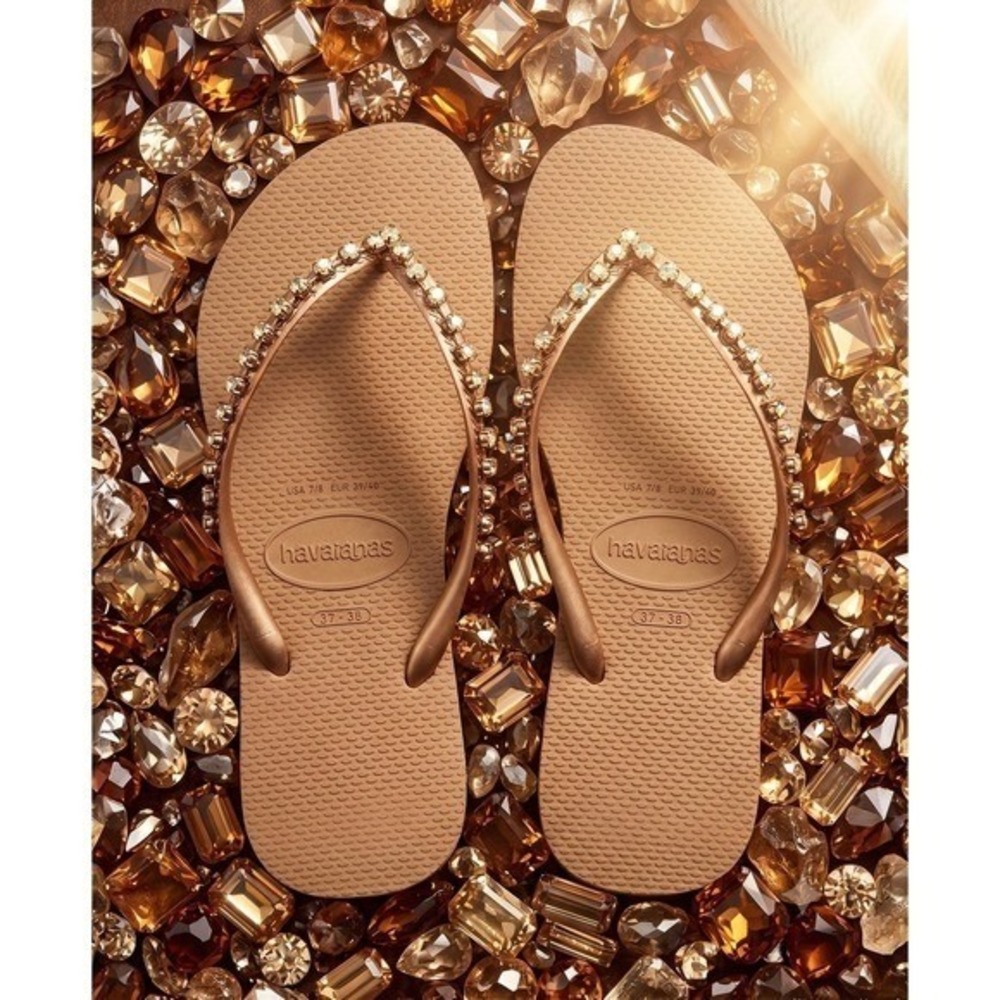SLLX0075 | W's 7/8 | Swarovski x Havaianas Solar Aurora flip flops / sandals